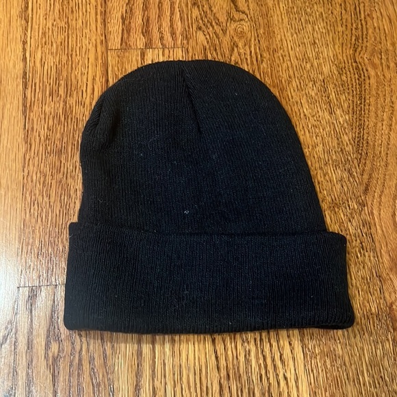 Girl’s Black Heart Beanie - Picture 2 of 3